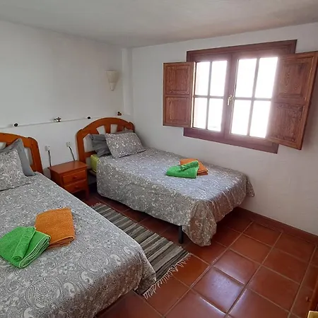 Remarkable 3-bedroom House 'villa' Vistamar Daire